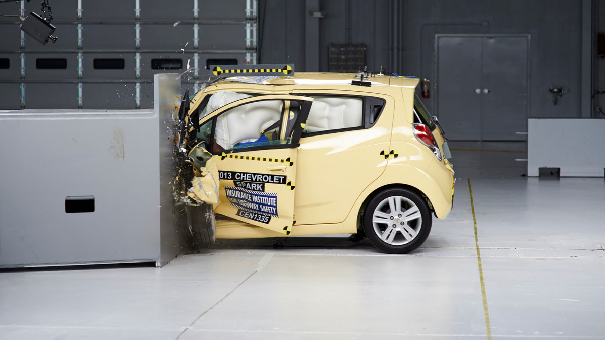 How to read crash tests and most unsafe cars